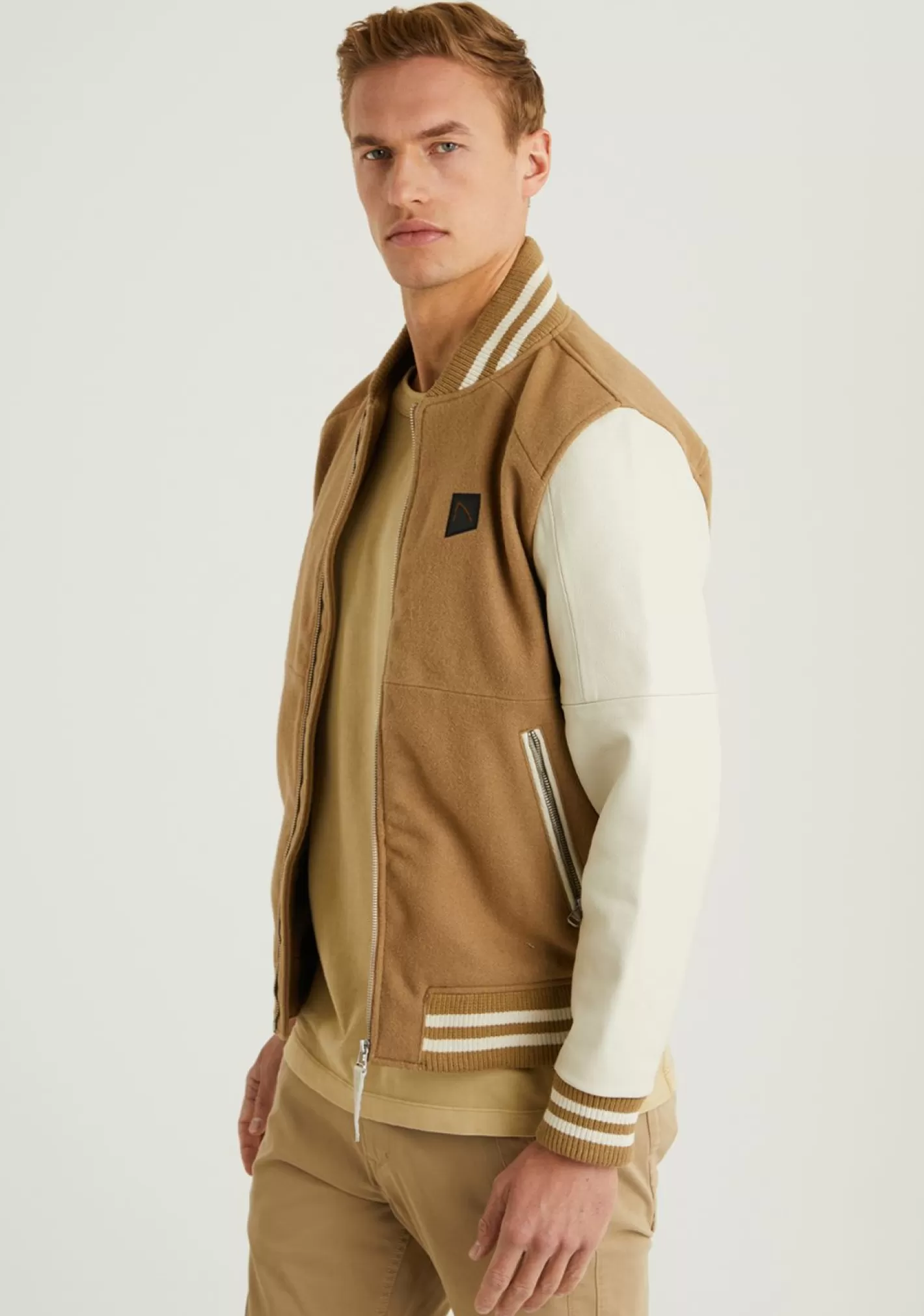 CHASIN' Beam Varsity Jackets - Chasin' EN