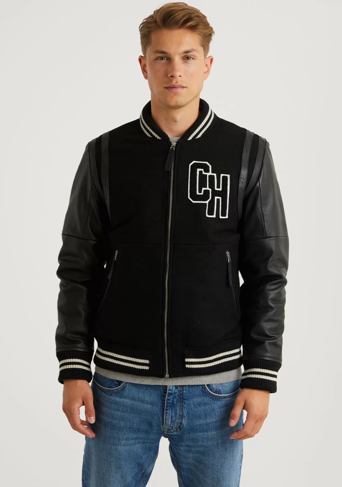 CHASIN' College Jackson Jackets - Chasin' EN