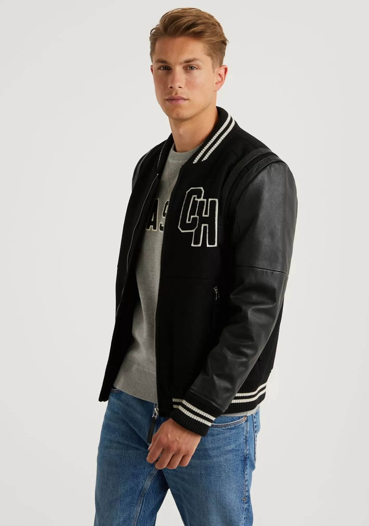 CHASIN' College Jackson Jackets - Chasin' EN