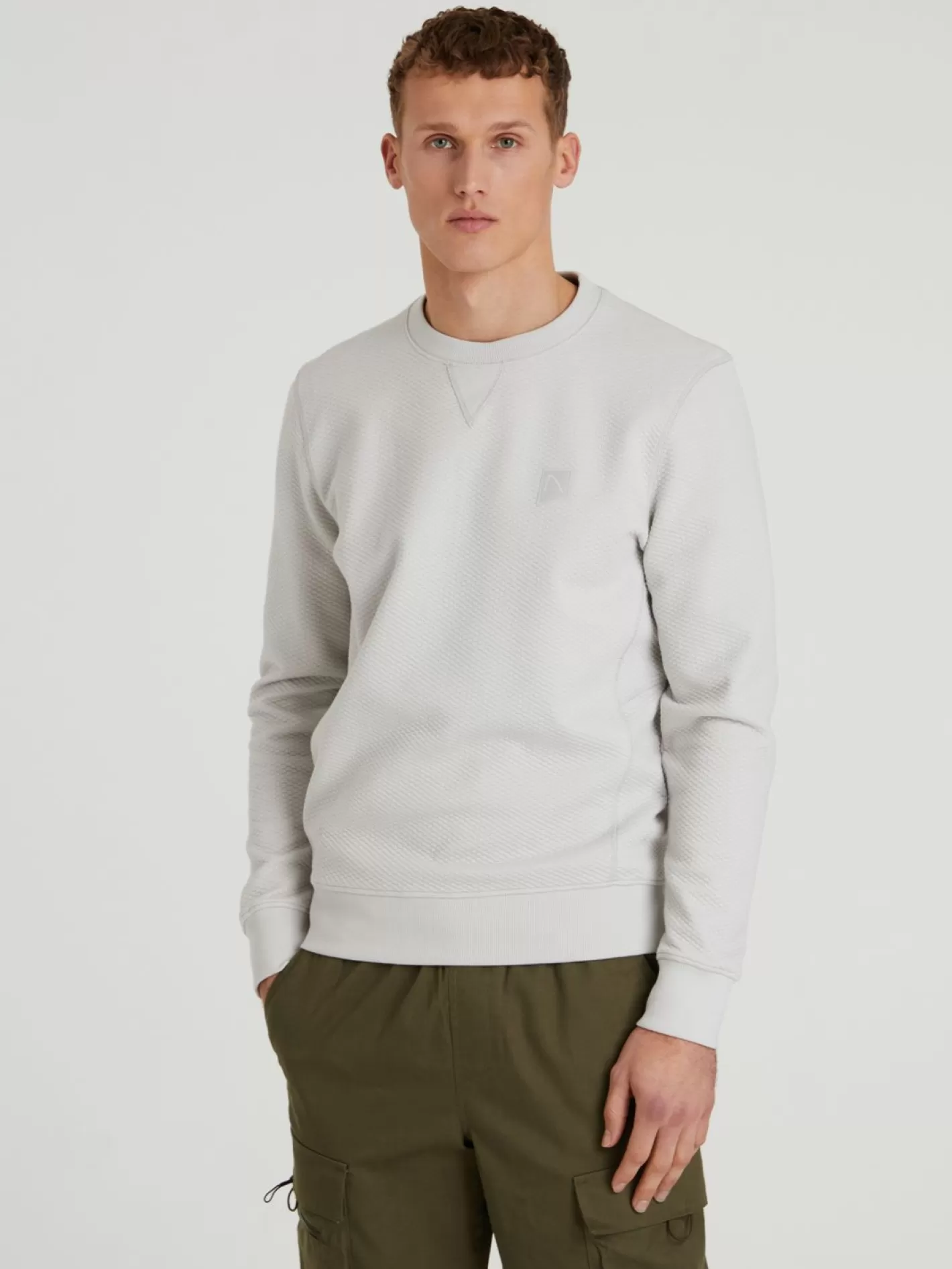 CHASIN' Cyrus Sweaters - Chasin' EN