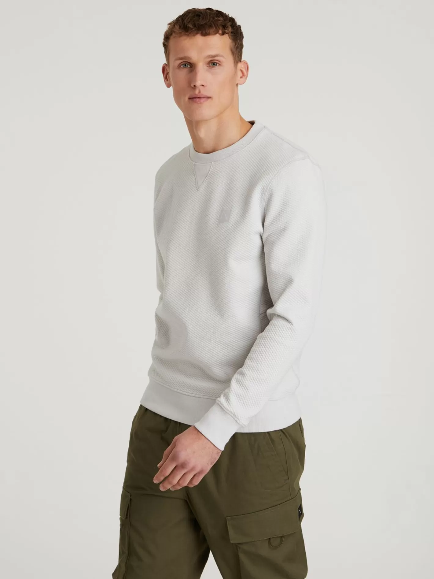 CHASIN' Cyrus Sweaters - Chasin' EN