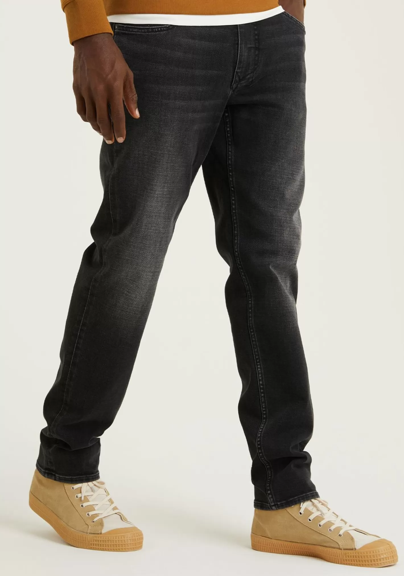 CHASIN' Iron Onyx Jeans - Chasin' EN