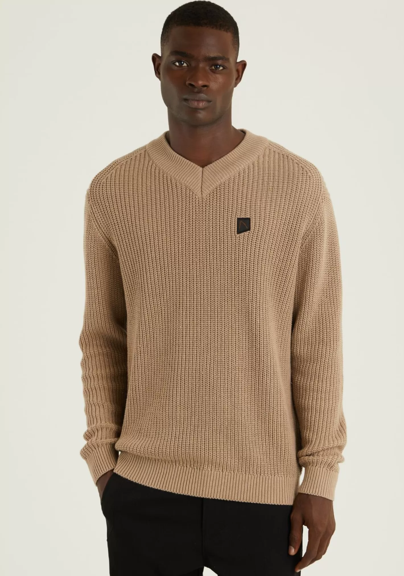 CHASIN' Oliver V-neck Knitwear - Chasin' EN