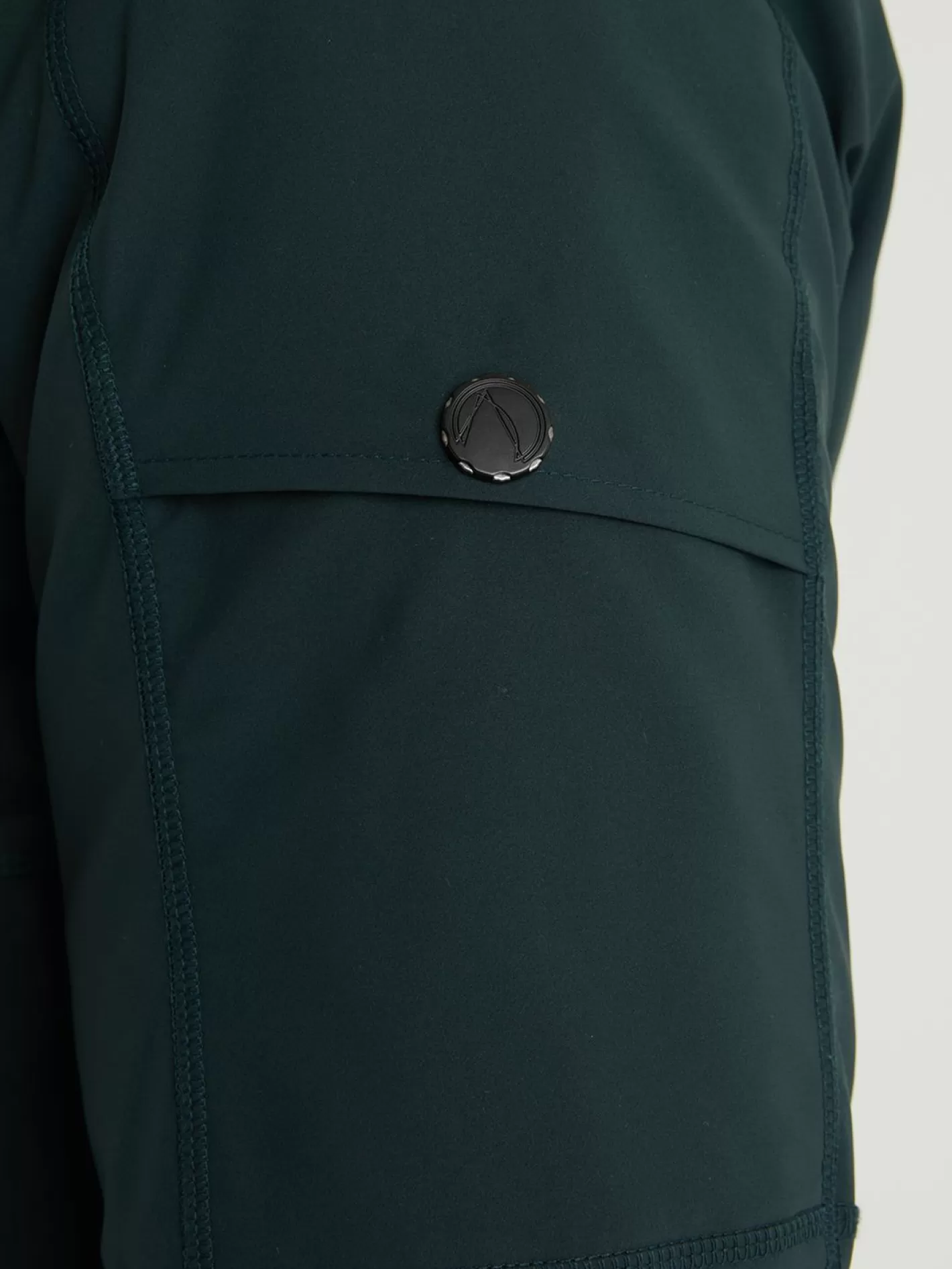 CHASIN' Return Valley Jackets - Chasin' EN
