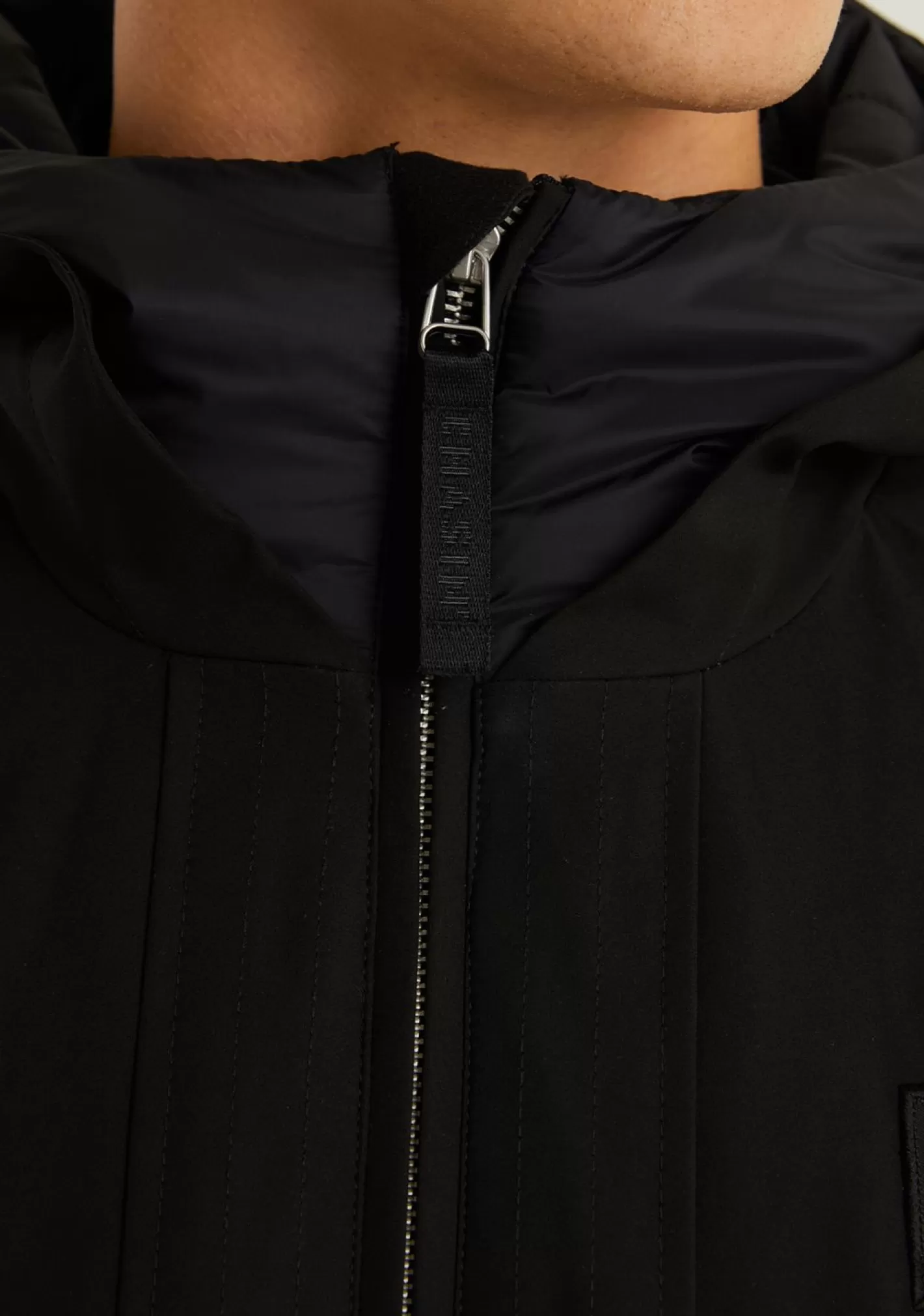 CHASIN' Return Valley Jackets - Chasin' EN